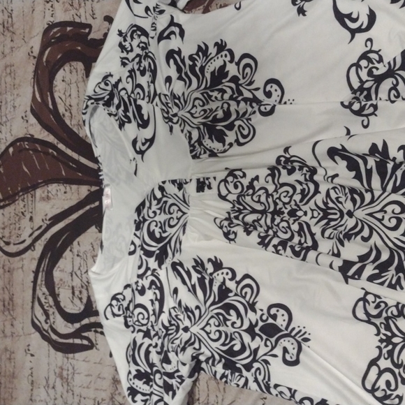 HAlIFE Tops - HAlIFE Blouse,Sz.2XL!